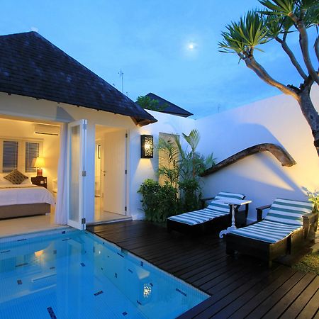 Collection O 20 Astana Kunti Seminyak Hotel Exterior photo