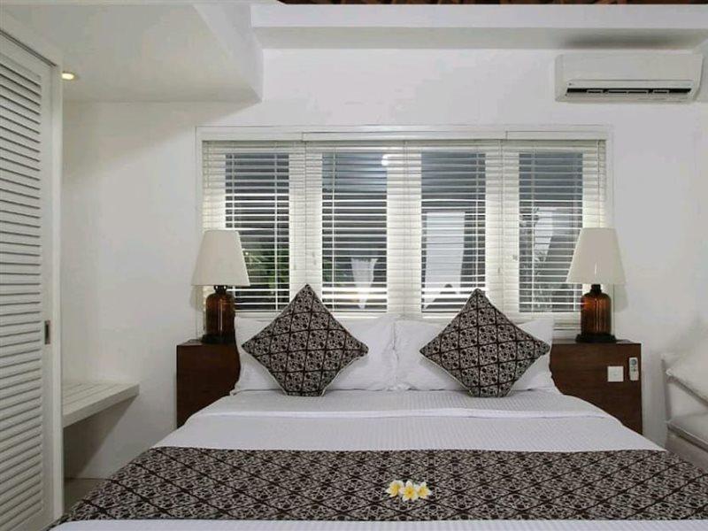 Collection O 20 Astana Kunti Seminyak Hotel Exterior photo