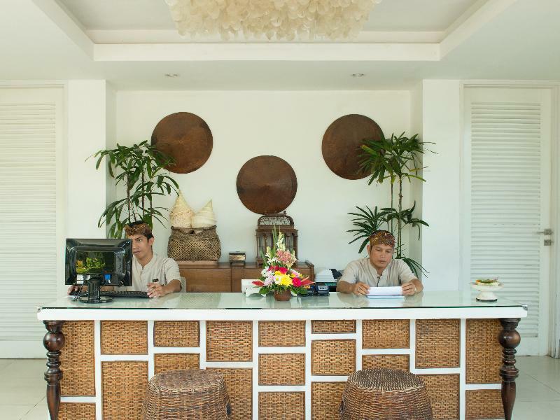 Collection O 20 Astana Kunti Seminyak Hotel Exterior photo