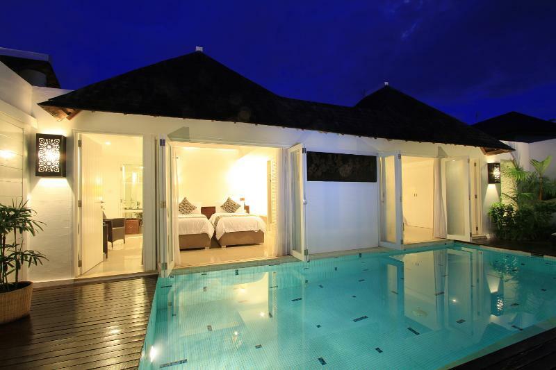 Collection O 20 Astana Kunti Seminyak Hotel Exterior photo